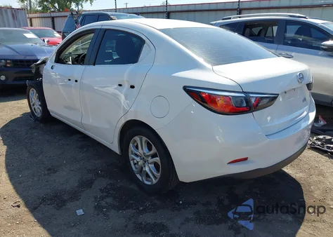 2016 Scion Ia z USA, uszkodzony, nr VIN 3MYDLBZV2GY125313